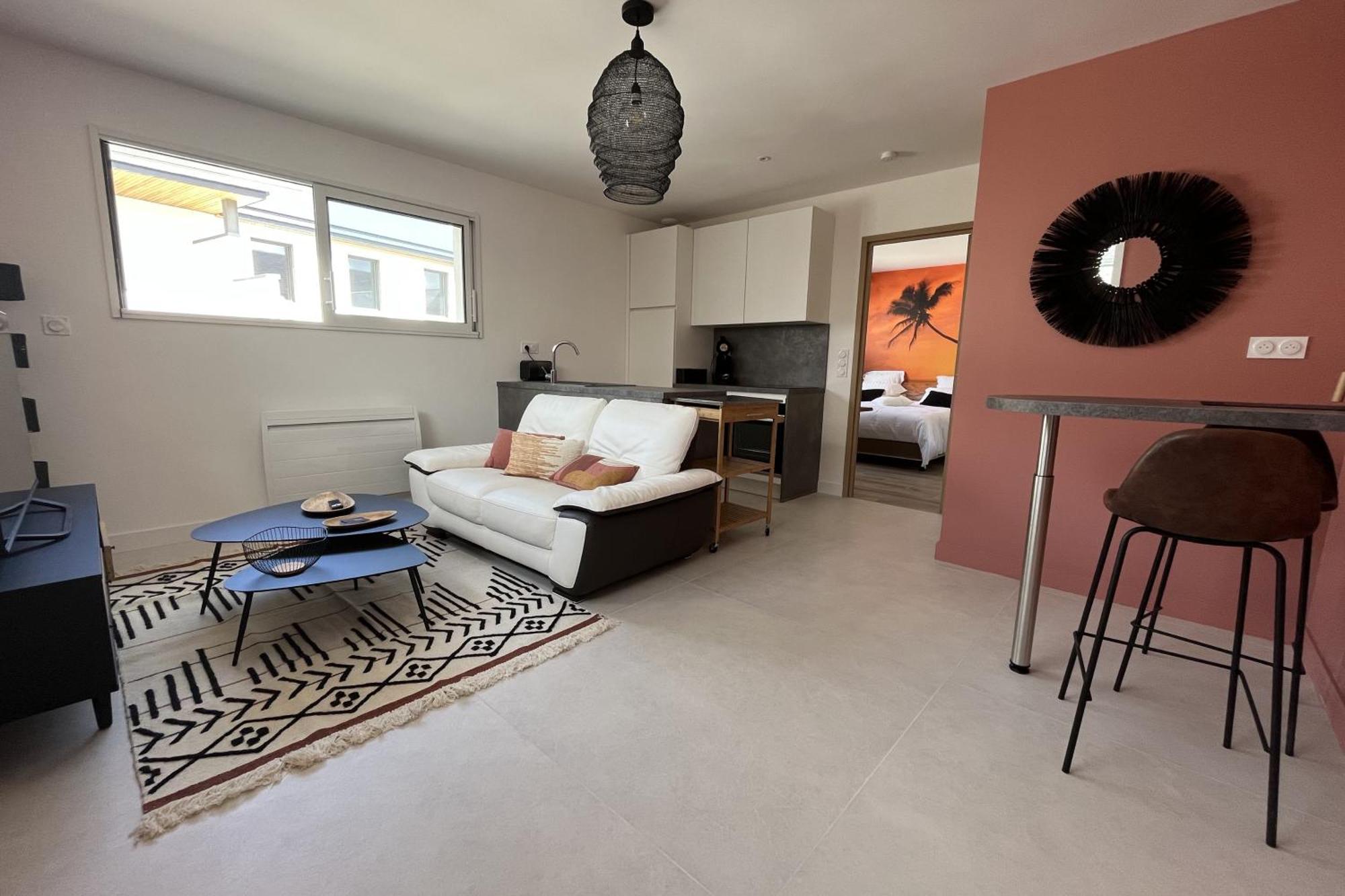 Les Maisons De Louise Pirou Rom bilde